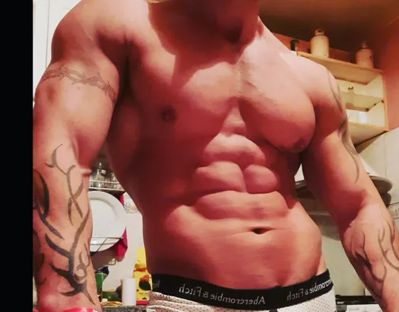 OnlyFans cuenta cristiangym33 header 2