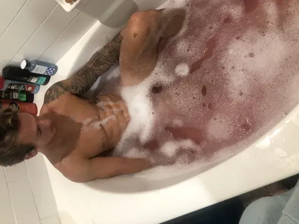 OnlyFans cuenta connorhartvip header 2