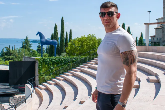 OnlyFans cuenta tonyrodmanof header 2