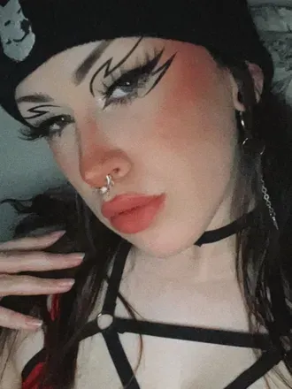 OnlyFans account  charxcs avatar 1