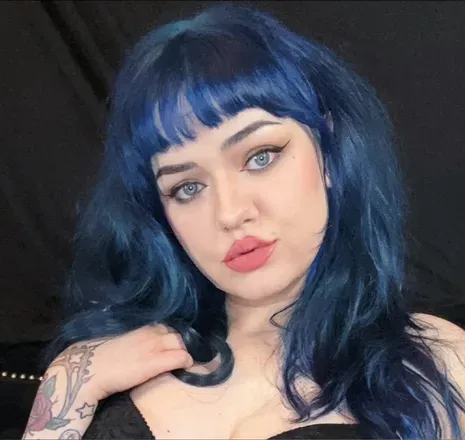 OnlyFans account  alicevalentine header 2