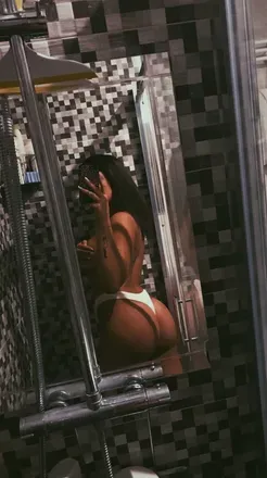 OnlyFans account  oliii_bb avatar 1