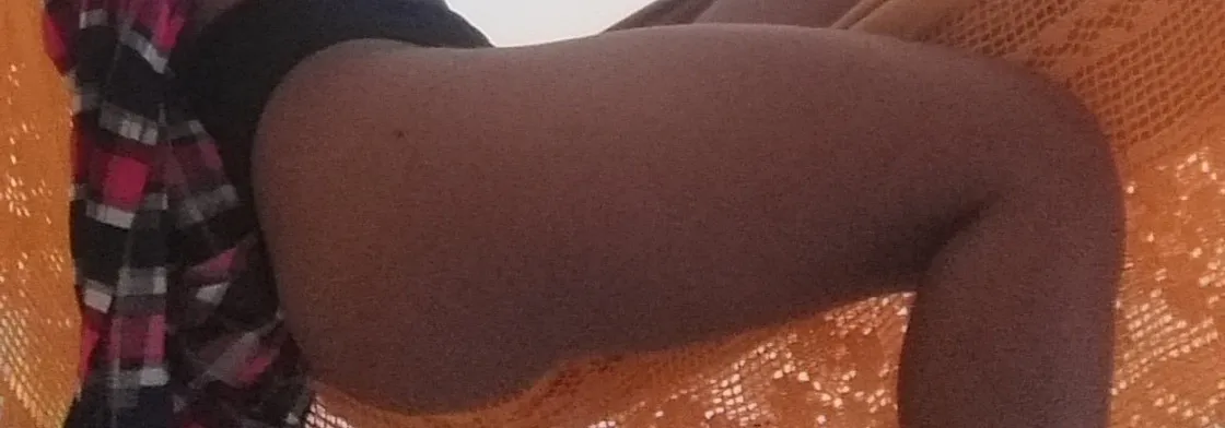 OnlyFans cuenta mharinnes header 2