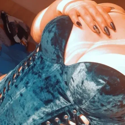 OnlyFans cuenta alicefoxygirl98 avatar 1