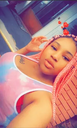 OnlyFans account  karmaluvxoxo avatar 1