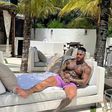 OnlyFans cuenta troyboyyvvip header 2