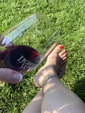 OnlyFans cuenta loveonmytootsies avatar 1