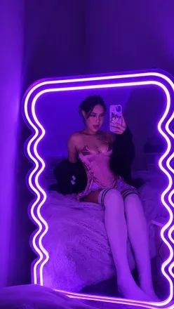 OnlyFans cuenta petite2princess avatar 1