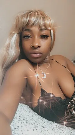 OnlyFans cuenta trinablow header 2
