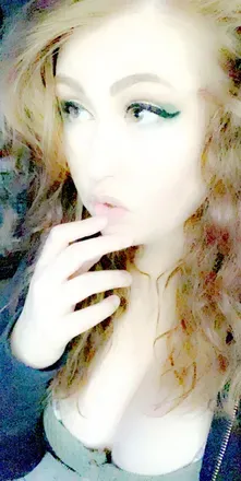 OnlyFans cuenta submissivekittiv avatar 1