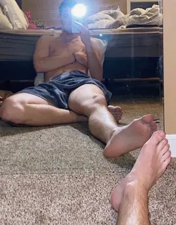 OnlyFans cuenta kycollegeguy22 header 2