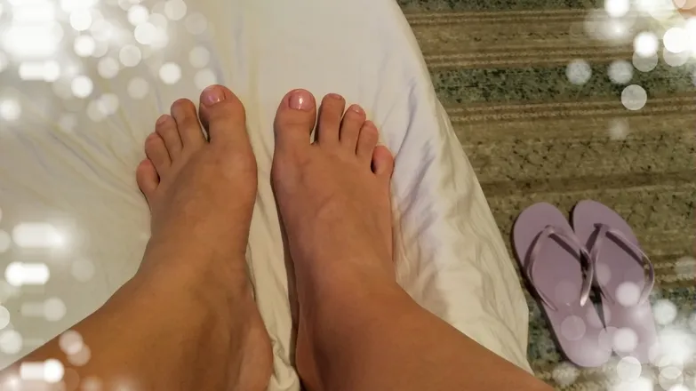 OnlyFans cuenta cicifeetcici header 2