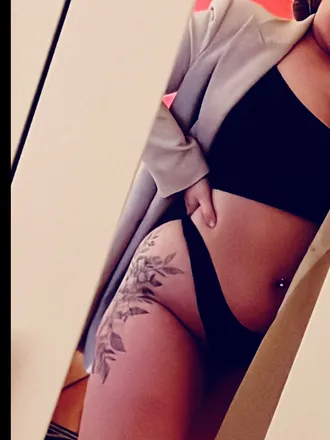 OnlyFans cuenta thefitty header 2