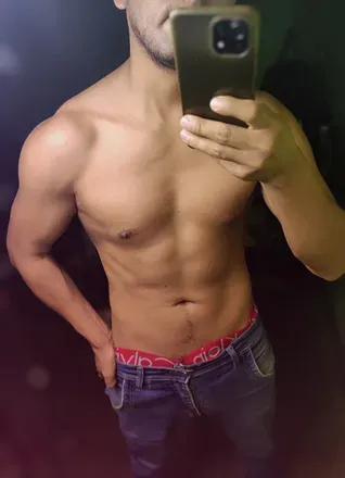 OnlyFans account  arnold18 avatar 1