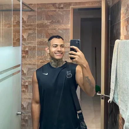 OnlyFans cuenta stailers header 2