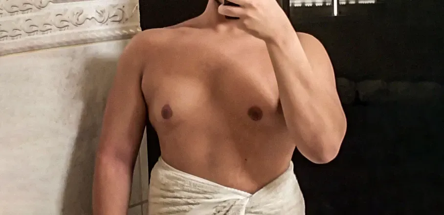 OnlyFans account  liruzof header 2