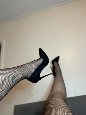 OnlyFans cuenta miavenom header 2