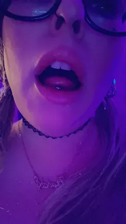 OnlyFans cuenta poly.eysther avatar 1
