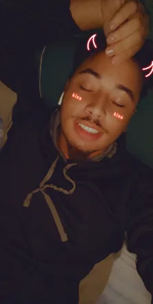 OnlyFans account  yungtylerxx header 2