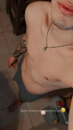 OnlyFans cuenta yourfavoriteboy7 header 2