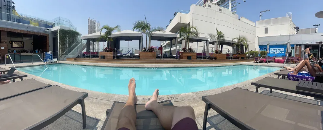 OnlyFans cuenta cocktell header 2