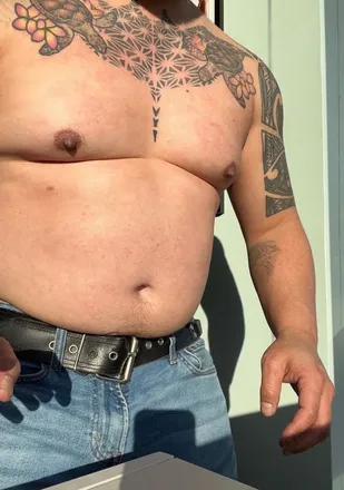 OnlyFans cuenta little_cub_83 header 2