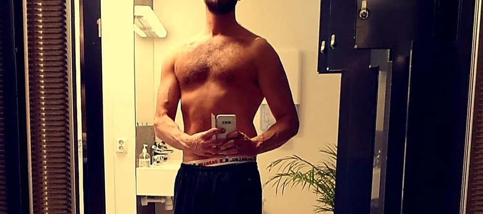 OnlyFans cuenta strictteacher header 2