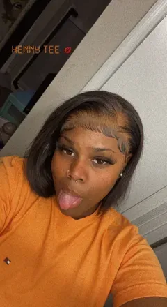OnlyFans account  hennytee21 avatar 1