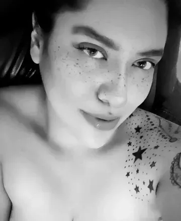OnlyFans cuenta annikkalu avatar 1