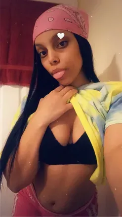 OnlyFans cuenta naughtynini23 avatar 1