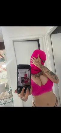 OnlyFans account  daniela0498227 header 2