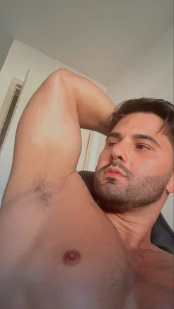 OnlyFans cuenta leodragon7 header 2