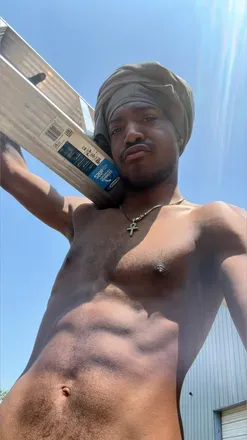 OnlyFans cuenta 100blkdav avatar 1