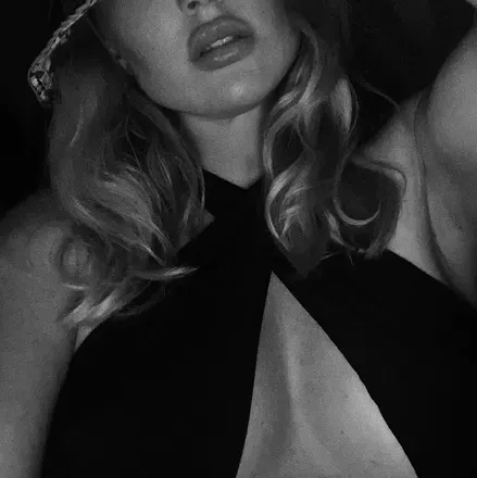 OnlyFans cuenta surfbabeamy avatar 1