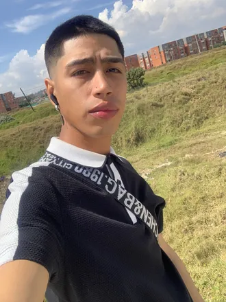 OnlyFans account  andru347 header 2