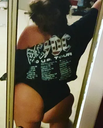 OnlyFans cuenta beautiful_booty19 avatar 1