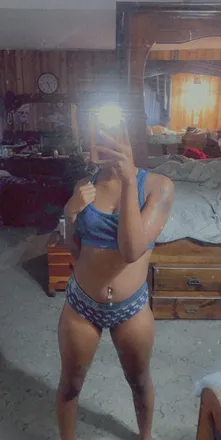 OnlyFans account  shortness header 2