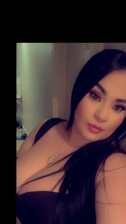 OnlyFans cuenta loperayuli header 2