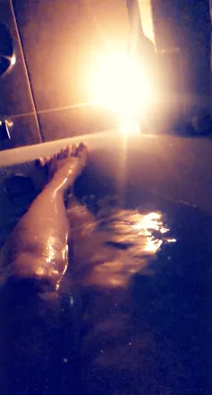OnlyFans cuenta honeypeach32 header 2