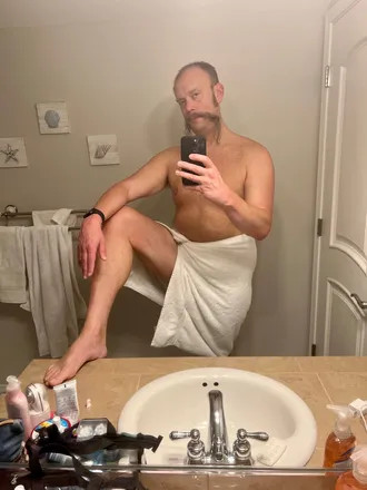 OnlyFans cuenta pdxdadbod header 2