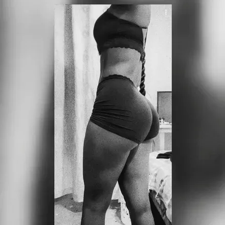 OnlyFans cuenta yami_06 avatar 1