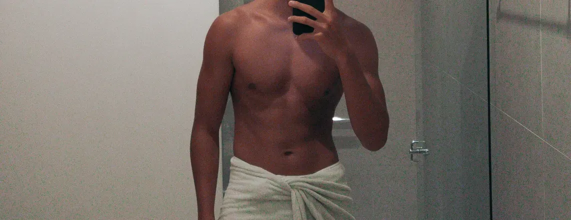 OnlyFans cuenta damonvelvet header 2