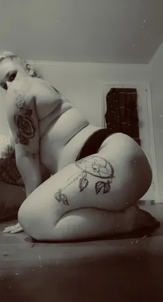 OnlyFans cuenta savvybadii header 2