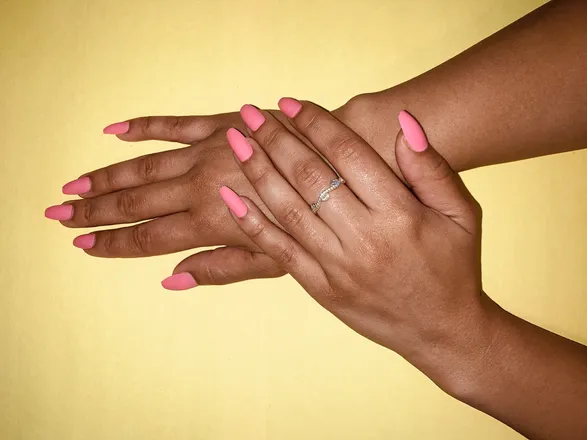OnlyFans cuenta sassyhands header 2