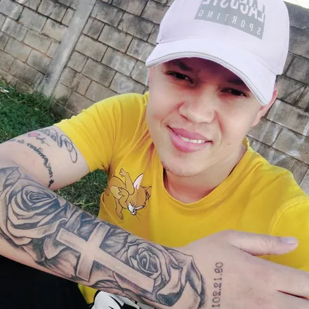 OnlyFans cuenta pewgomes header 2