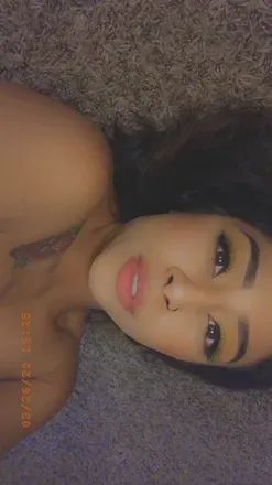 OnlyFans cuenta vibrantkira avatar 1