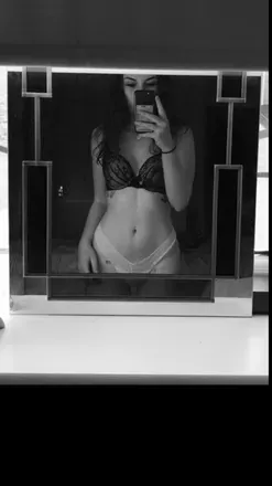OnlyFans cuenta e.1n.m avatar 1