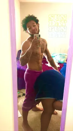 OnlyFans cuenta wholelottamal avatar 1