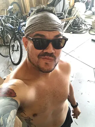 OnlyFans cuenta dad-bod-2003 avatar 1