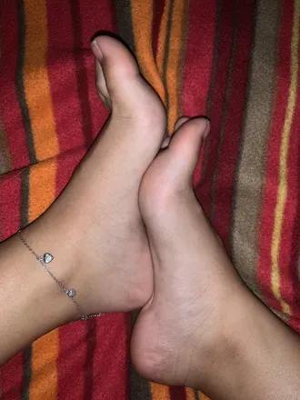 OnlyFans cuenta prettyfeet_parati avatar 1